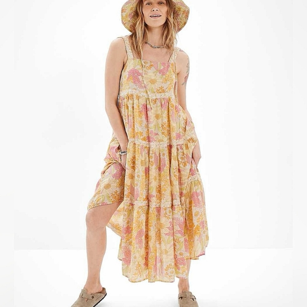 American Eagle Maxi floral dress size S